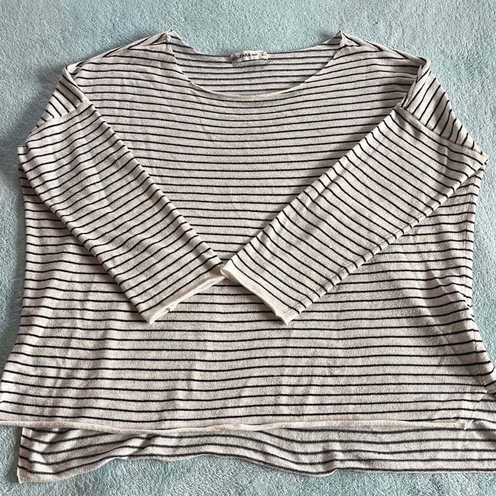 Zara baggy Striped lightweight sweater with 3/4 length sleeves
